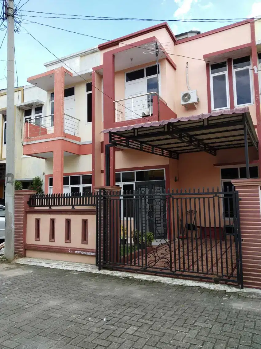 Rumah 2 lantai townhouse daerah medan marendal delitua