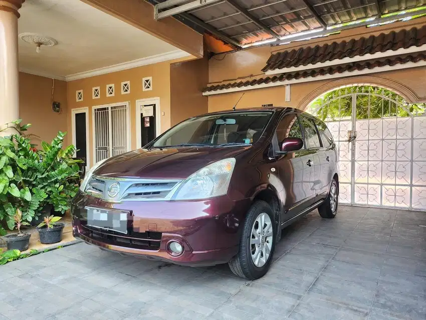 HARGA CASH | Nissan Grand Livina XV Matic Tahun 2012