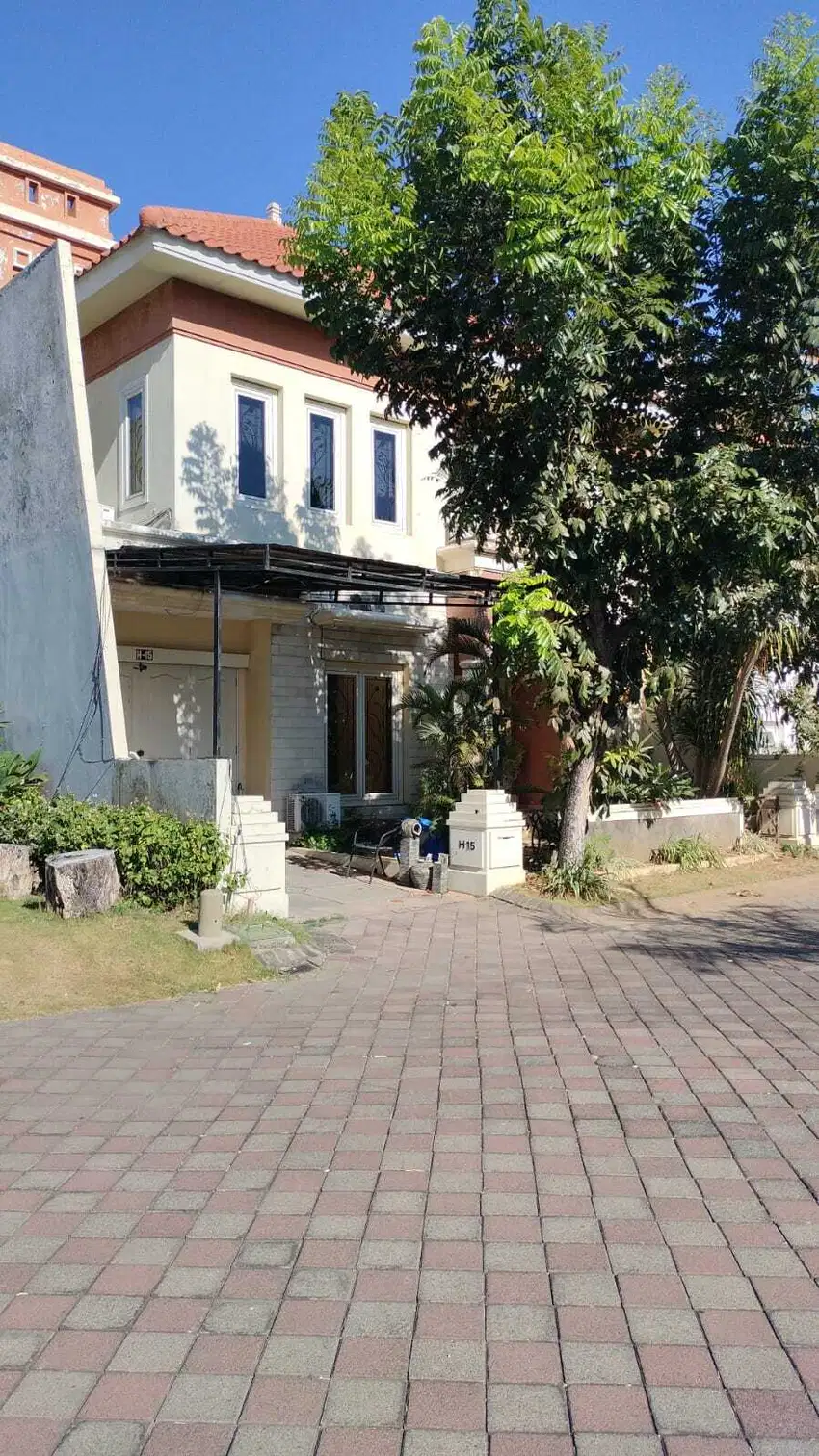 Sewa Rumah di Perumahan Regensi 21, Surabaya