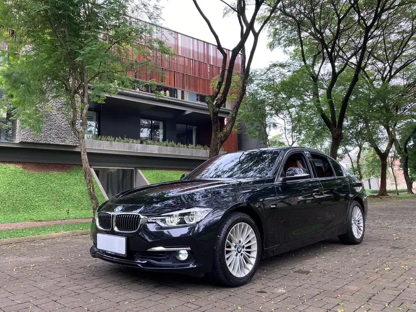 BMW 320i F30 Luxury B48 Facelift LCI 2018/2019 c250 328i