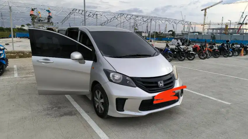 Honda Freed 2010 type PSD