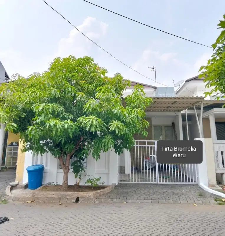 Disewakan Rumah full Furnish Tirta Bromelia Waru Sidoarjo