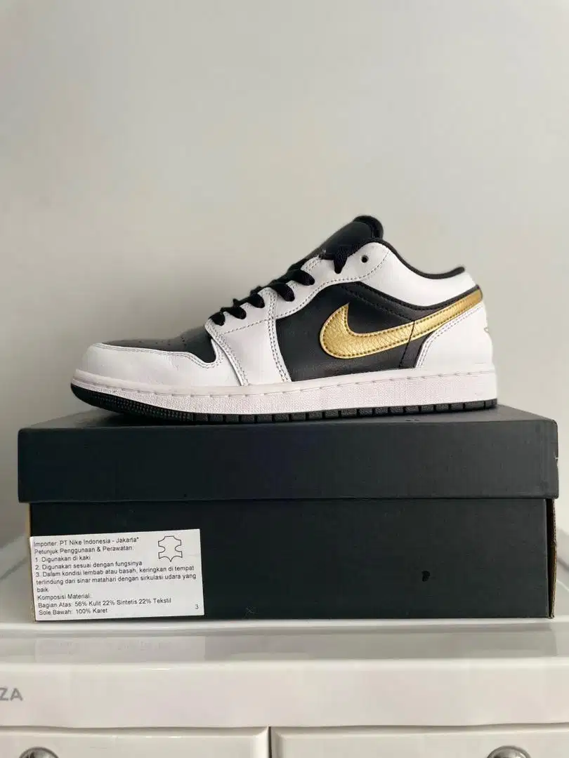 Nike Air Jordan 1 (2024) White-Gold-Black Authentic 100% Sneakers