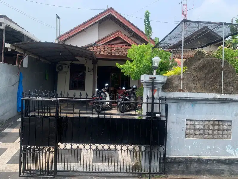 RUMAH 2 ARE  PADANG GRIYA PADANGSAMBIAN DEKAT POLTABES