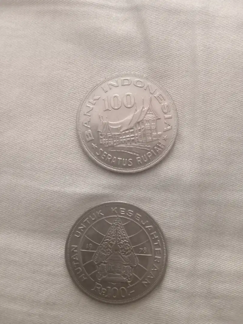 Uang koin 100 Rupiah Tahun 1978