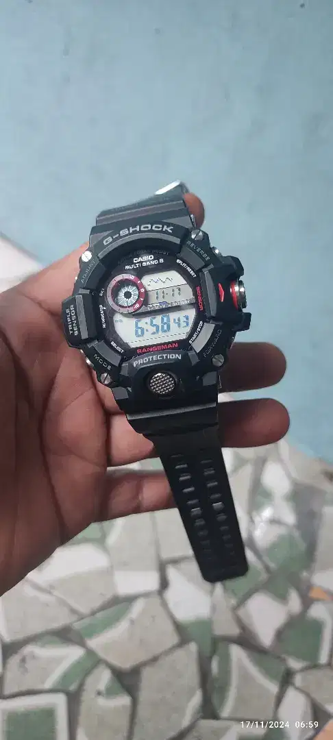 G-Shock GW-9400J-1 JF RANGEMAN CARBON FIBER