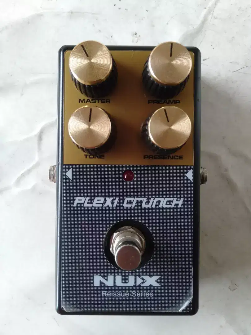 Efek gitar nux flexi crunch