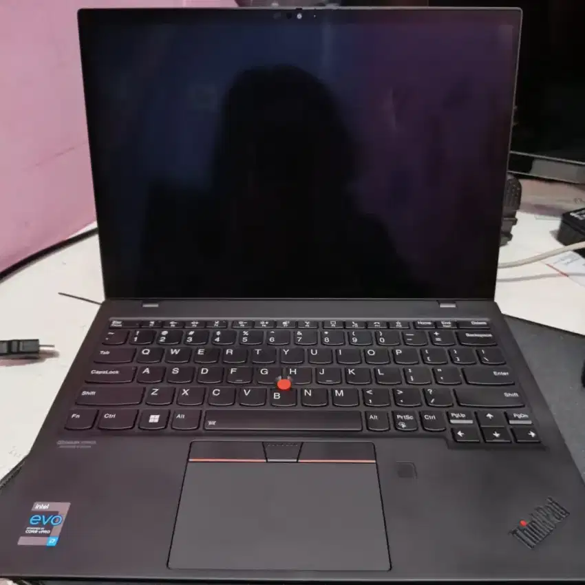 Lenovo X1 Nano Carbon
Core i7  Gen 11, 16GB Memory, 1TB SSD