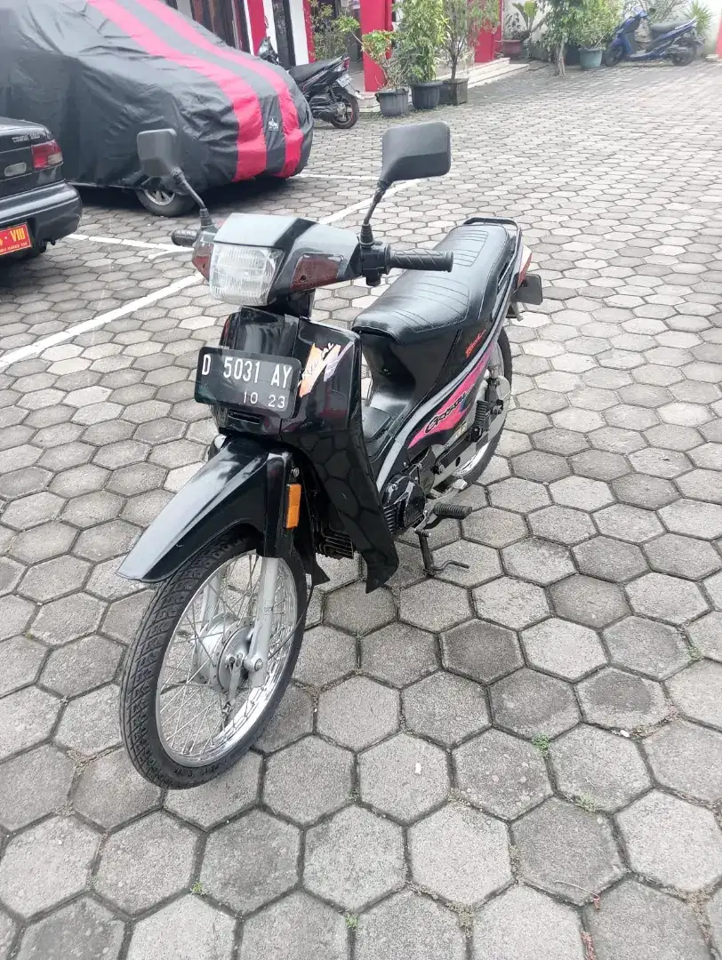 suzuki cristal tahun 1993 monggo