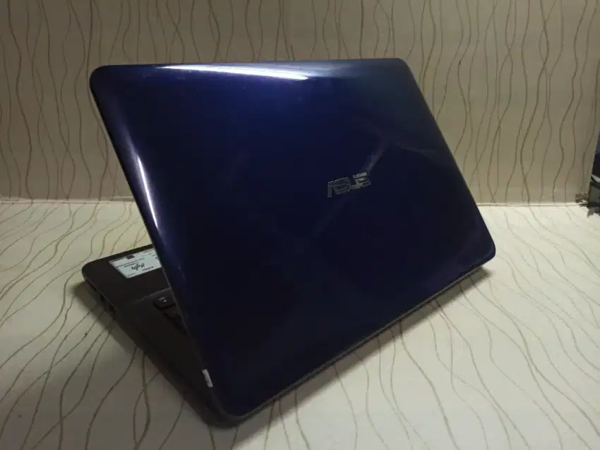 Laptop editing /design... Asus X455L Core i5 Gen5 /8gb /128 gb /NVIDIA