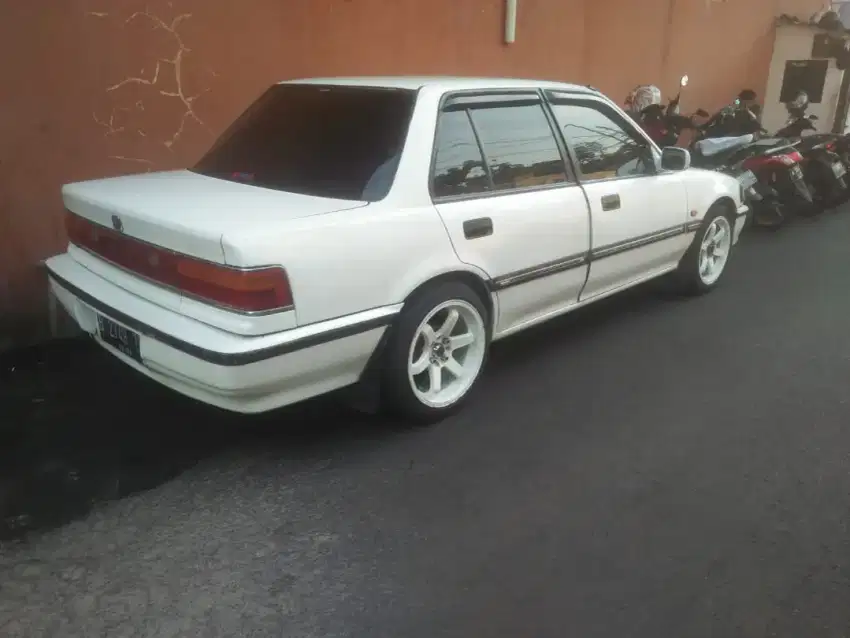 Honda grand civic 1990