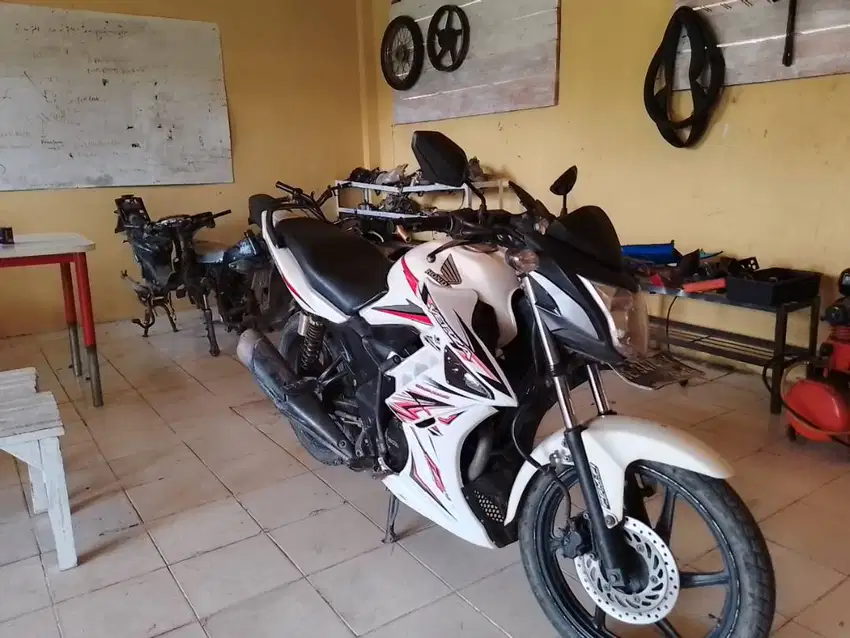 Honda Verza 2014 Half Fairing Pakean Pribadi