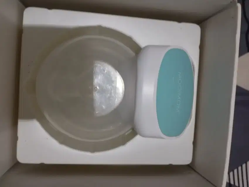 Moimoom Hands-free Electric Breast Pump M2