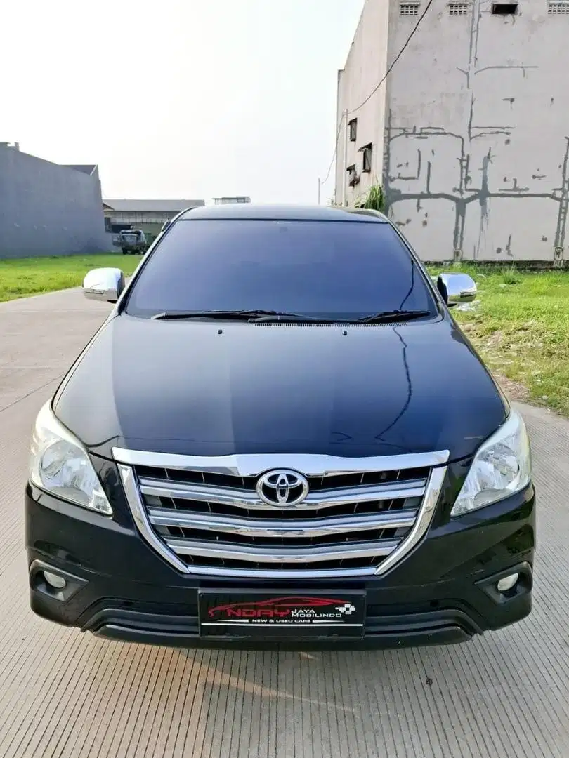 Toyota Innova 2.0 G 2014 Matic (Hitam)