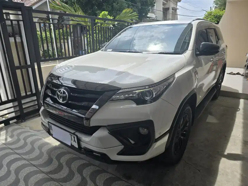 Fortuner 2019 TRD, Matic, plat H