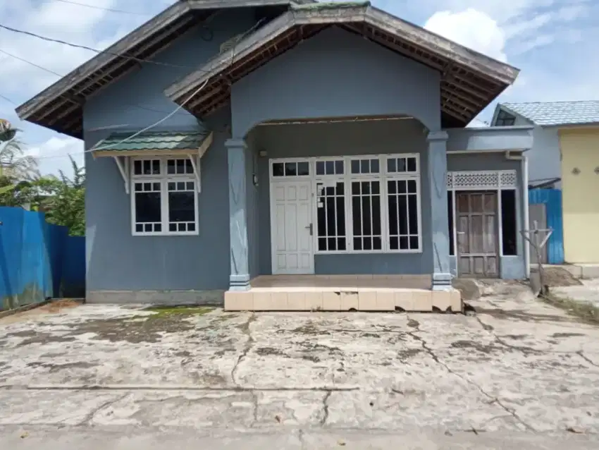 Disewakan rumah 12jt/th