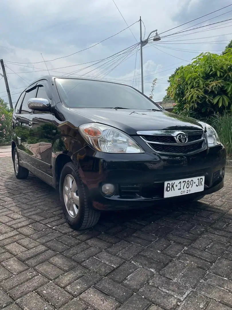 Avanza G 2009 MT