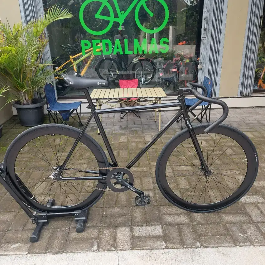 Sepeda Fixie 700c