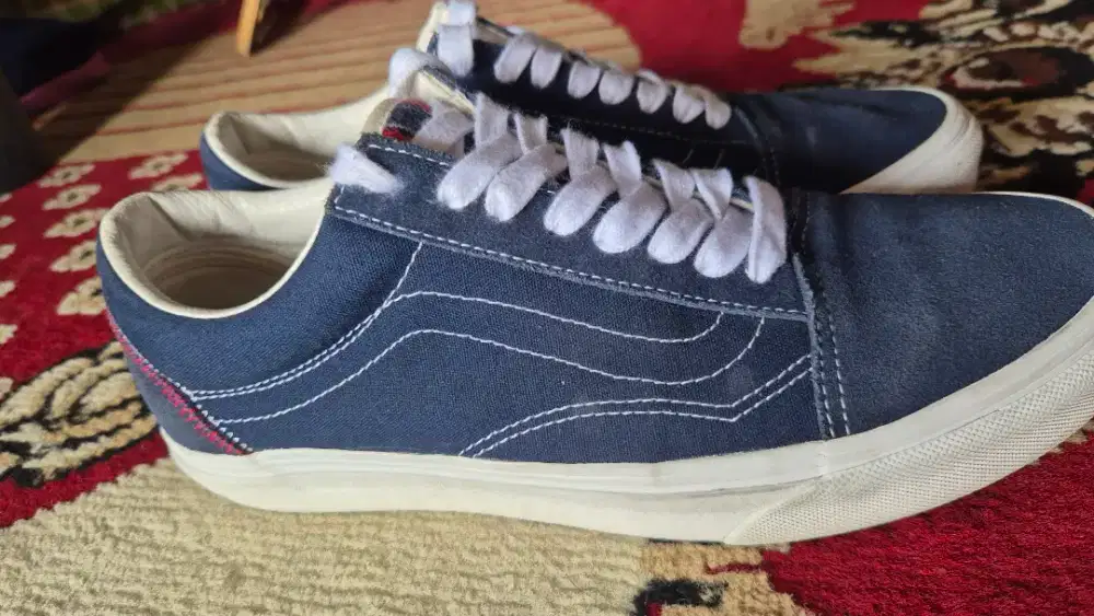 VANS Old Skool Field Daze Dress Blues Skate Shoes
 Navy-Putih-Merah