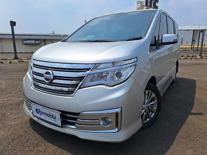 DP Rendah Nissan Serena 2.0 Highway Star Bensin-AT 2015 TSISSS CRS