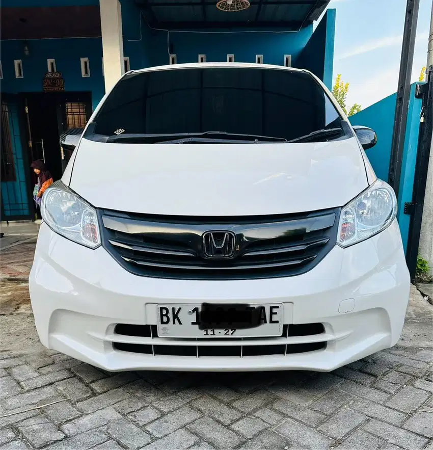 Honda freed S 2012 facelift