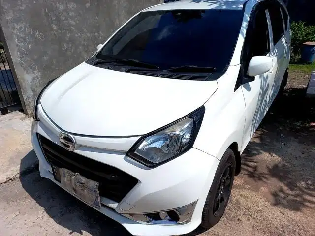 DP Rendah - Daihatsu Sigra 1.2 X Bensin-AT 2017 Putih (1MQ)