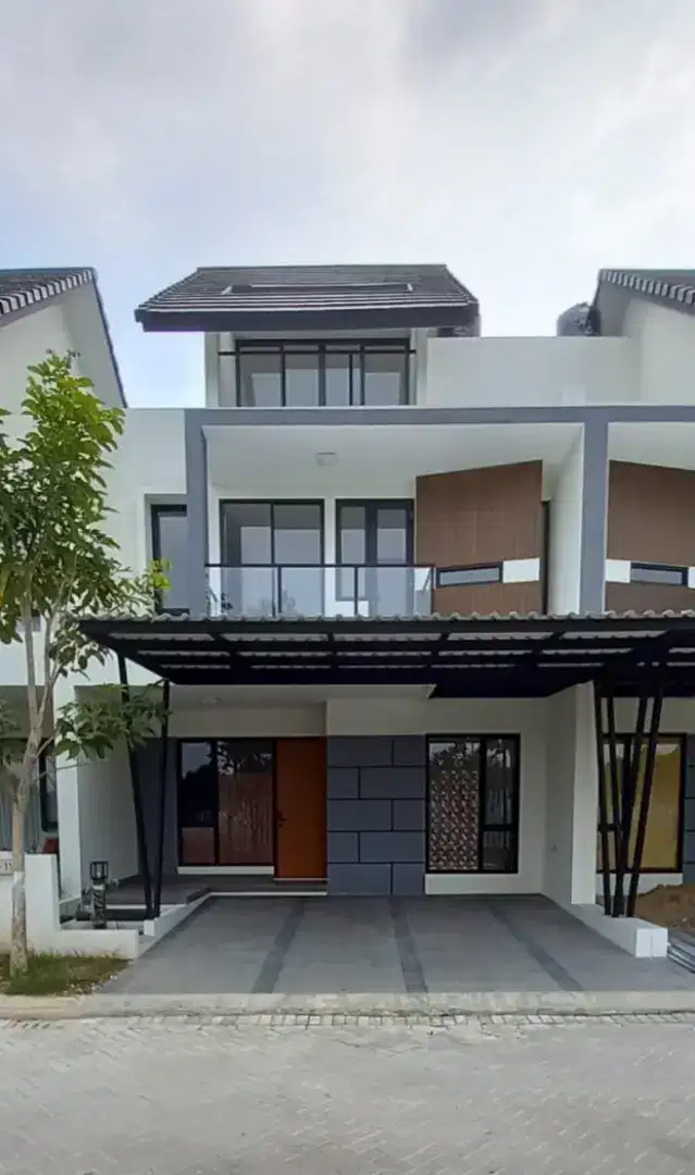 Disewakan rumah baru 3 lantai Rp. 60 jt / tahun @metland menteng