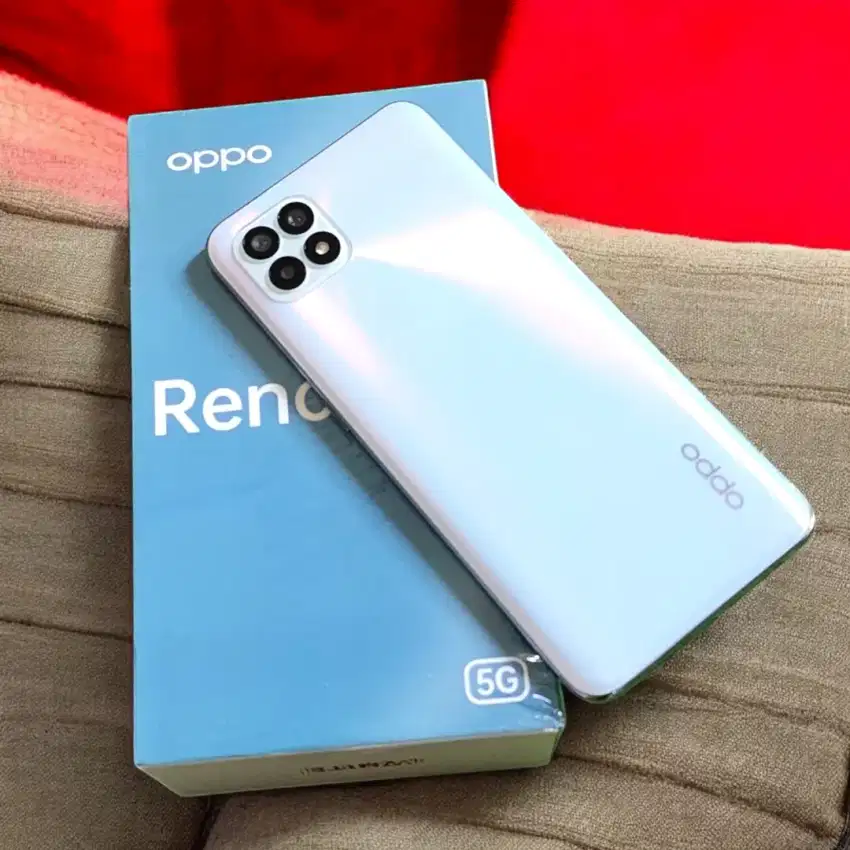 Oppo Reno 4 SE 5G layar superamoled muluss