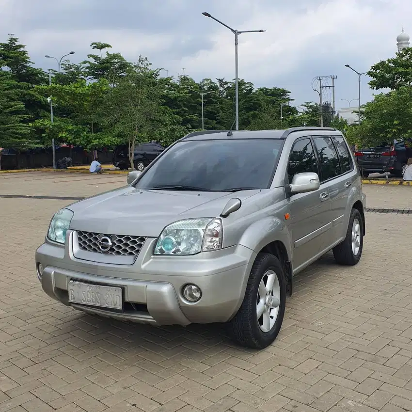 Nissan X-Trail ST 2.5 A/T 2005 Abu Metalik