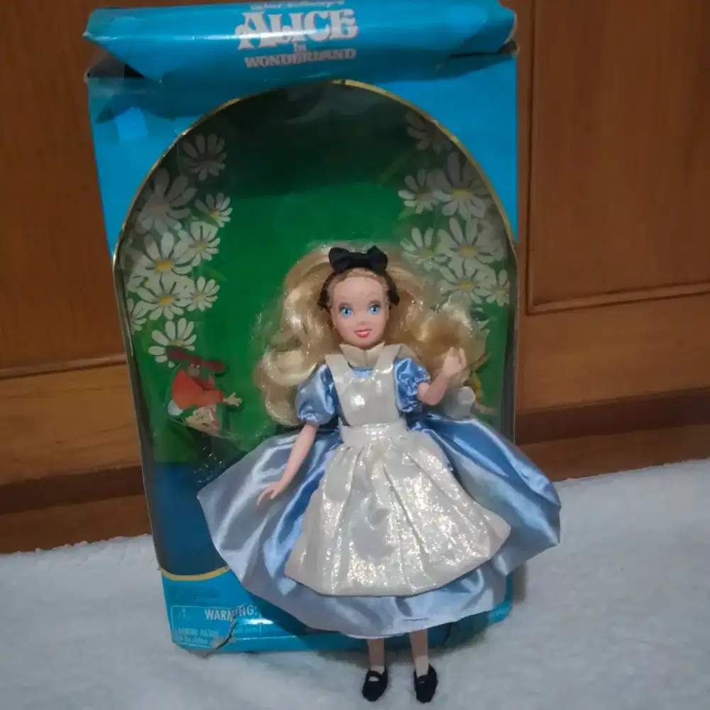 Barbie Alice in wonderland series original Mattel