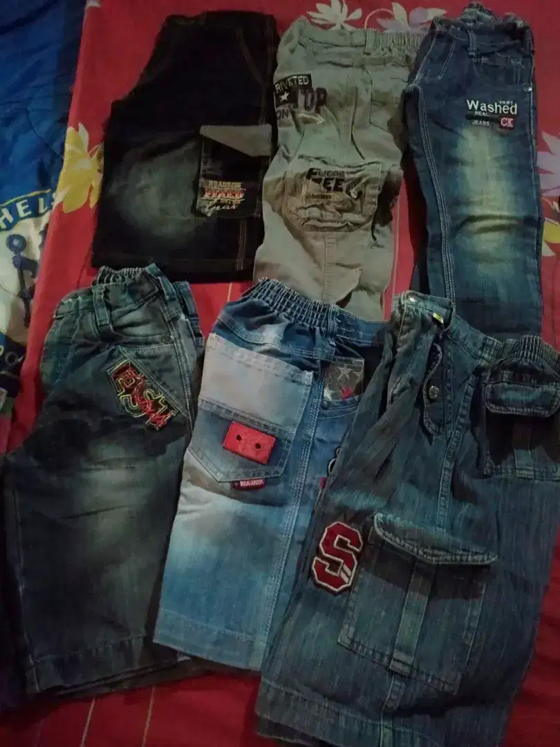 Di jual take celana jeans sz 4-6th