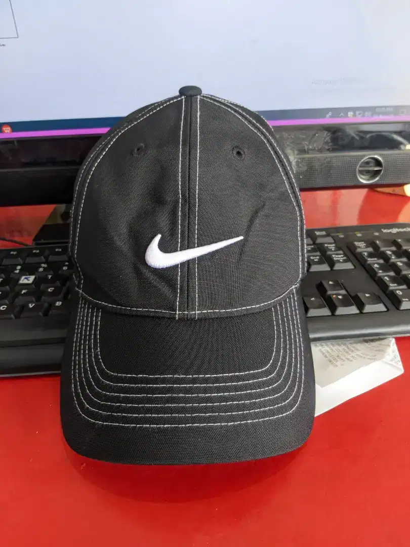 TOPI NIKE GOLF ORIGINAL SECOND LIKE NEW