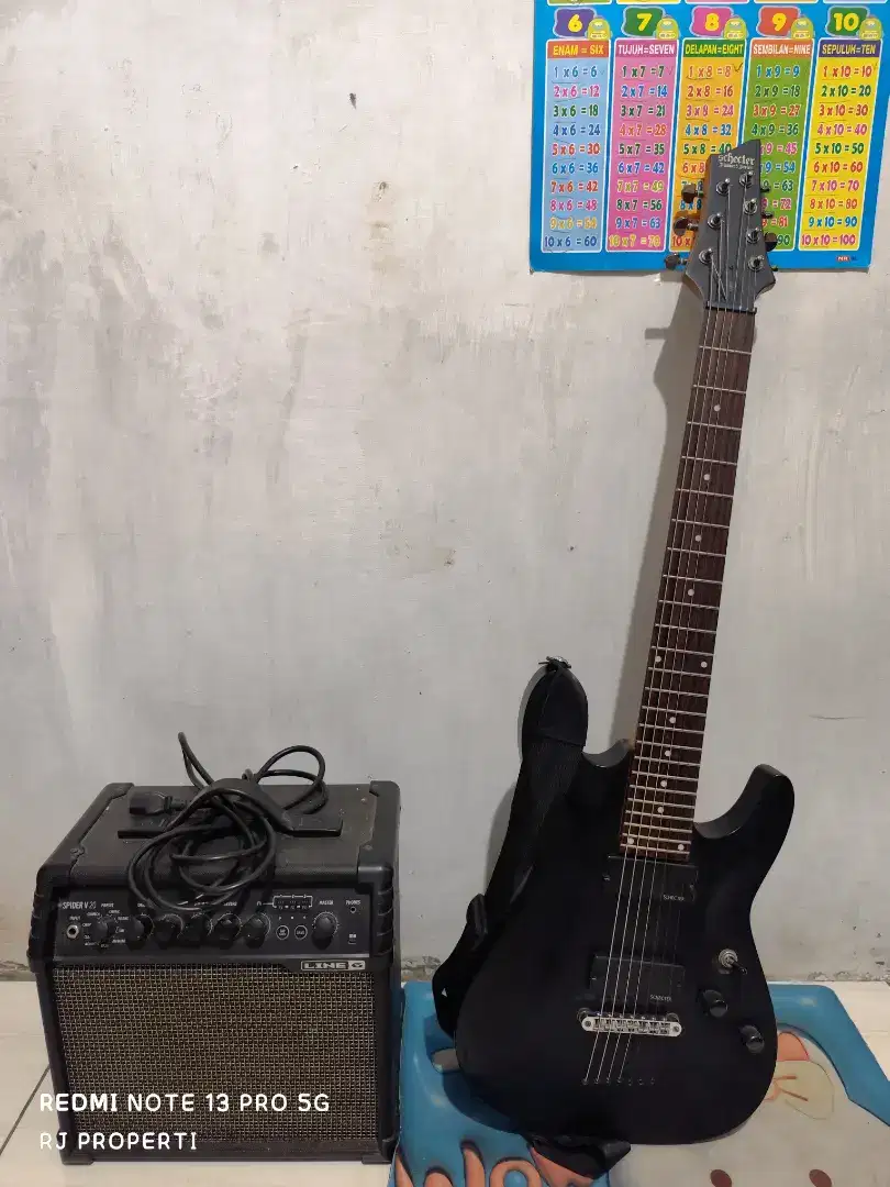 Gitar Schecter 7 string Ampli Line 6 spider 20