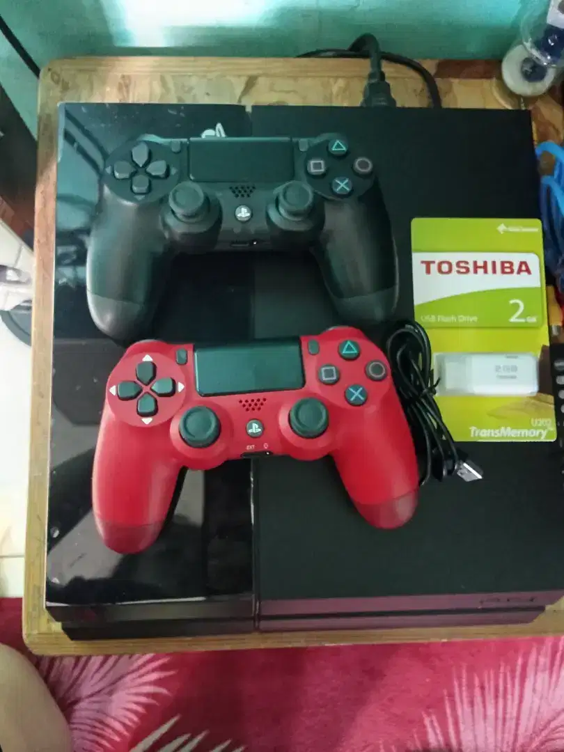 DIJUAL PS 4 500GB FAT HW 9