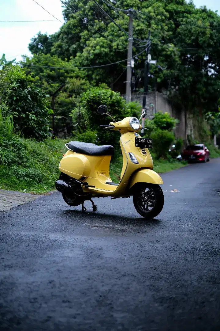 PIAGGIO VESPA MATIC LX 125 IGET TERMURAH BERGARANSI ( BISA KREDIT )