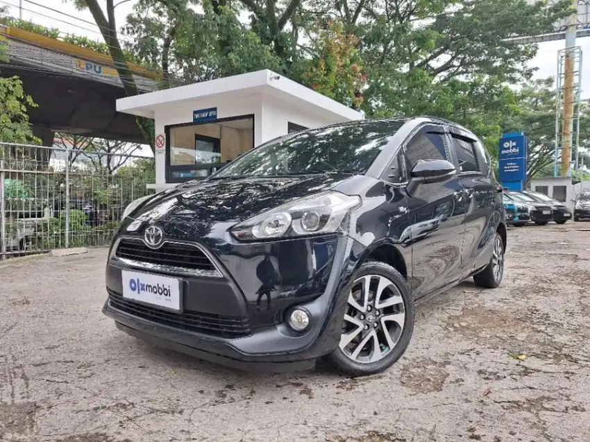 [OLXmobbi] Istimewa - Toyota Sienta 1.5 V Bensin-AT 2016