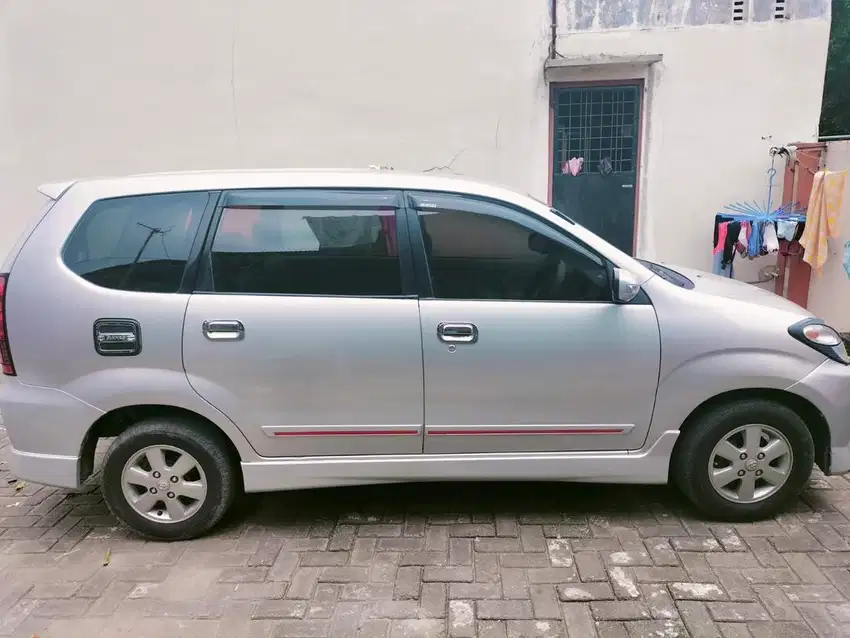 Avanza tipe s 1.5 2009