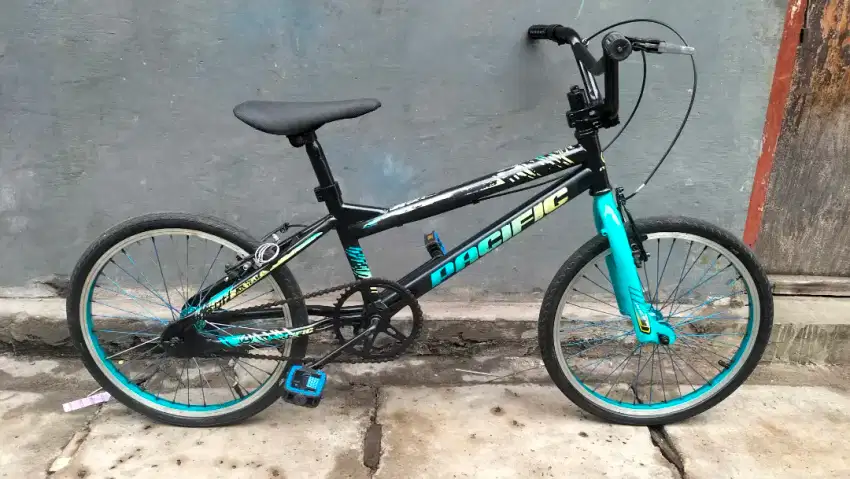 Sepeda bmx pacific