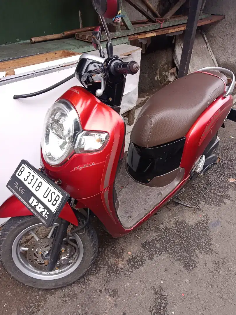 Honda scoopy donat 2018