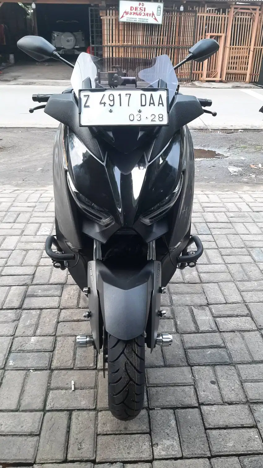 YAMAHA XMAX 250 ABS 2018 MESIN ORIGINAL DIJUAL DIBELI/TT/CASH NEGOTIPI