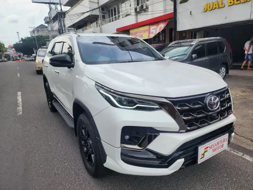 [Like New km8rb] Toyota Fortuner VRZ GR 4X2 AT 2023/2024 TGN1 FULL ORI