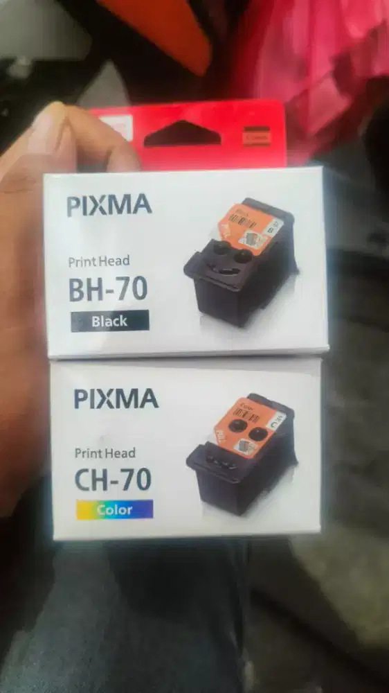 Menampung tinta cartridge baru dan bekas