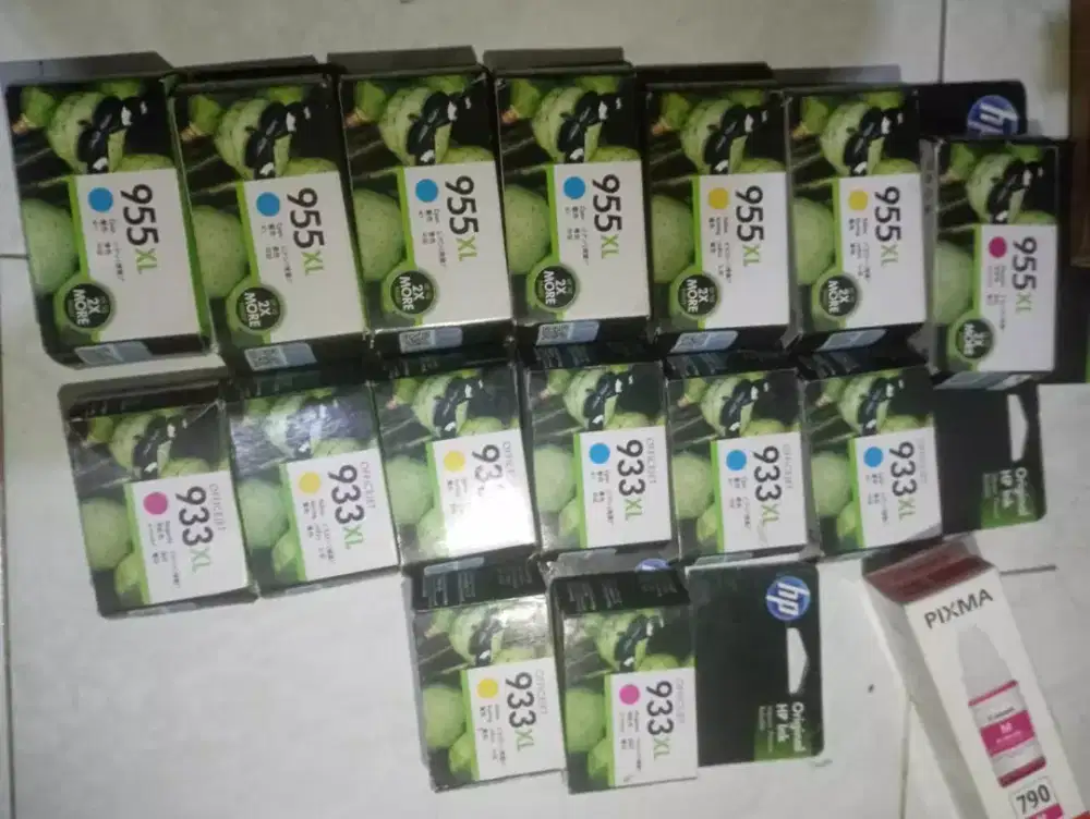 Menampung tinta cartridge baru dan bekas