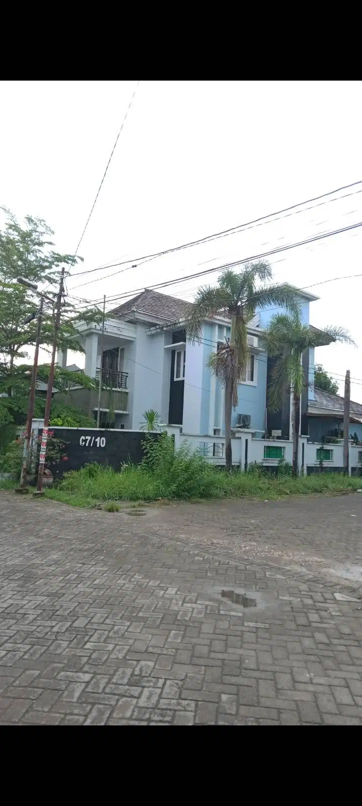 Jual rumah dan perabot lengkap