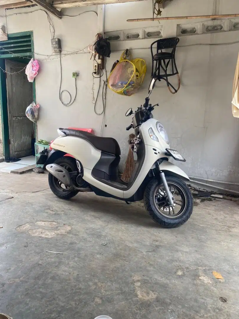 Di jual : honda scoopy presige , keyles