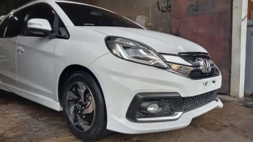 Honda mobilio RS MT