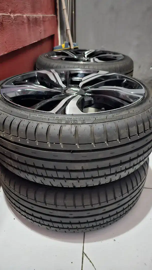 Velg Honda Civic turbo dan ban baru