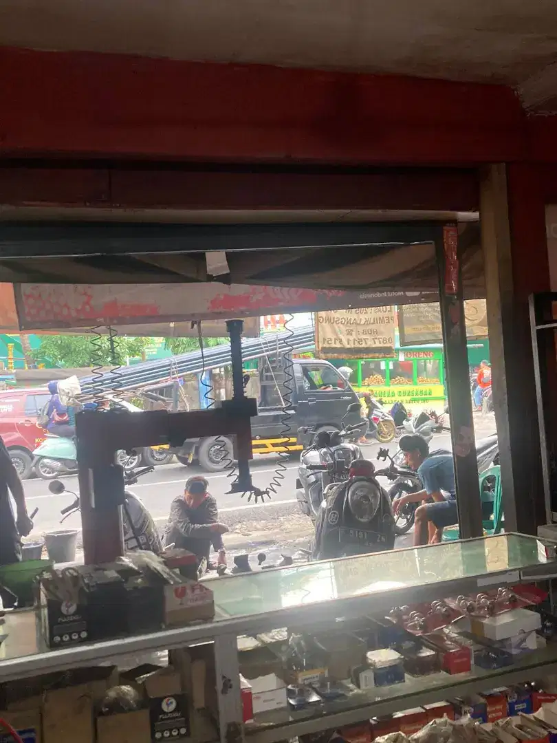 Dicari mekanik motor berpengalaman