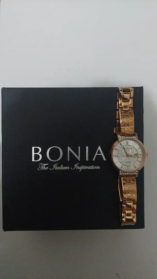 Jam Tangan Bonia Gold