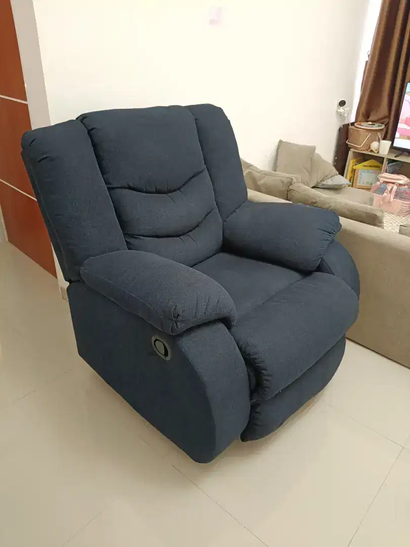 Sofa Goyang Recliner Informa